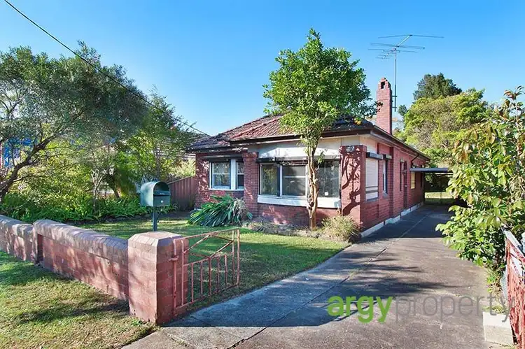 136 Wolli Street, Kingsgrove NSW 2208