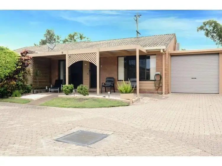 Unit 4/139 Moorindil Street, Tewantin QLD 4565