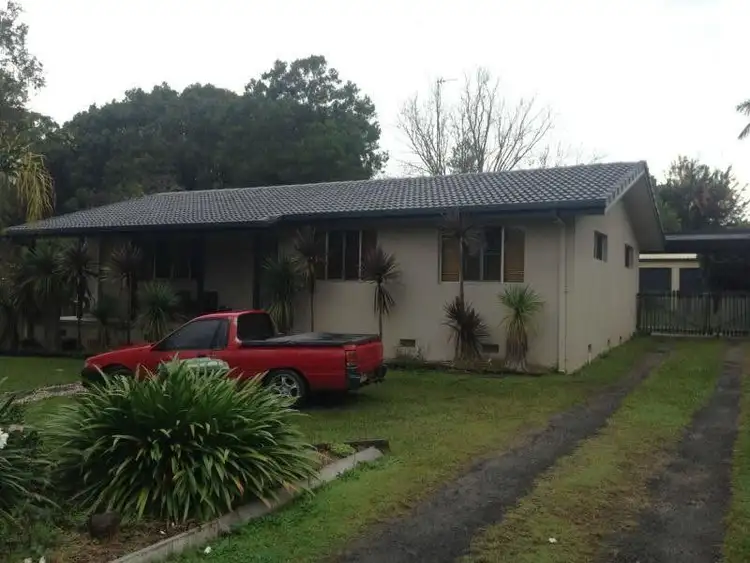 8 Topaz Street, Cooroy QLD 4563