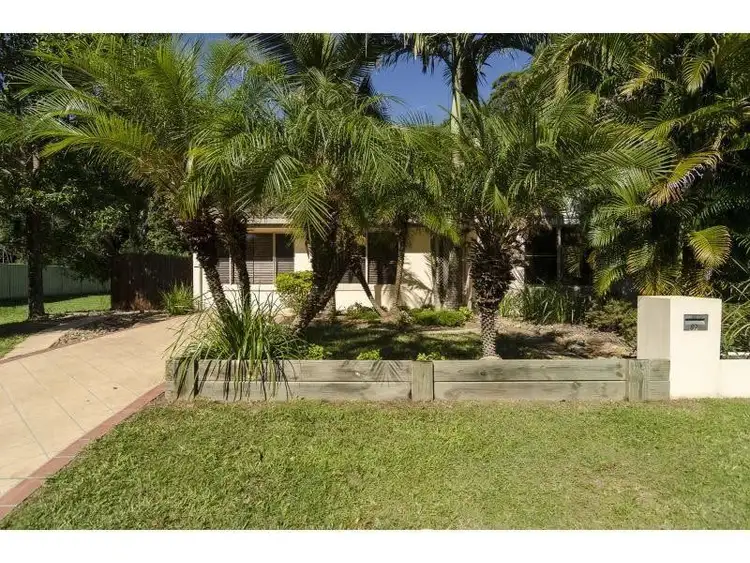 67 Lake Entrance Boulevard, Noosaville QLD 4566