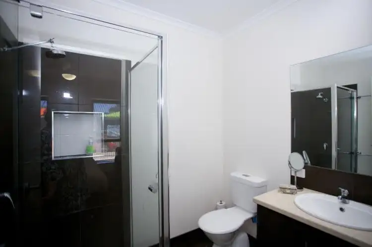 Seventh view of Homely townhouse listing, 2 Dumesny Street, Horsham VIC 3400