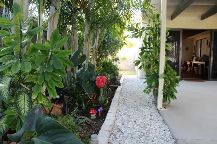 14 Sunderland Drive, Banksia Beach QLD 4507