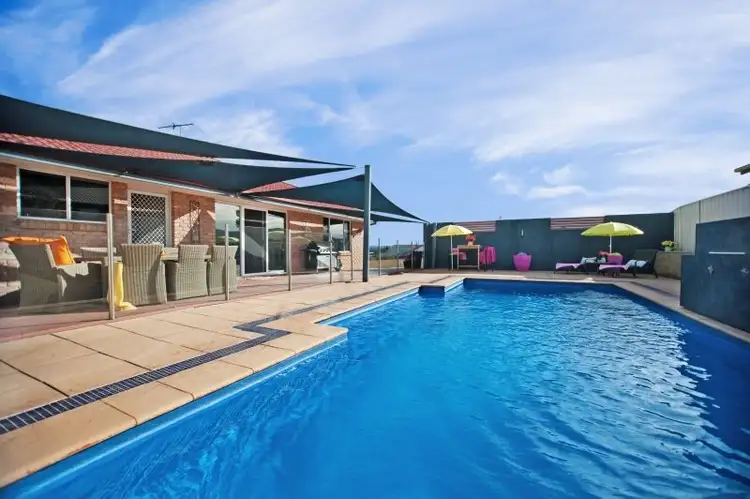 Second view of Homely house listing, 8 Kelly Circle, Rutherford NSW 2320