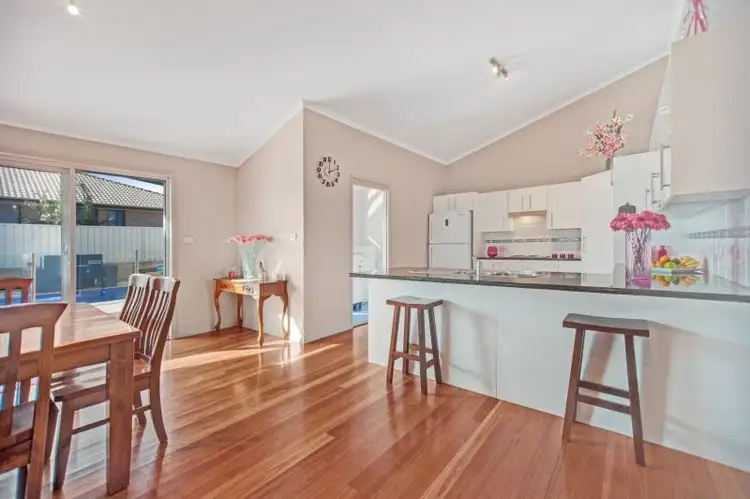 Fourth view of Homely house listing, 8 Kelly Circle, Rutherford NSW 2320