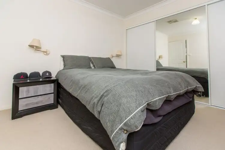 Fifth view of Homely house listing, 1/118 Macleay Street, Turvey Park NSW 2650