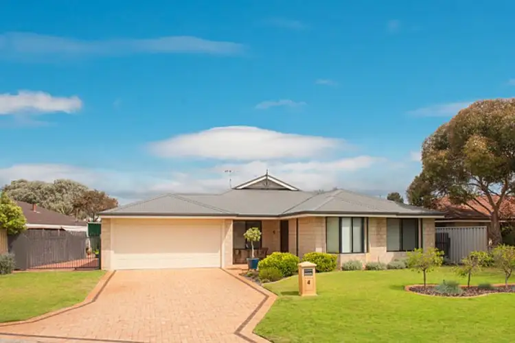 4 Silver Gull Court, Geographe WA 6280
