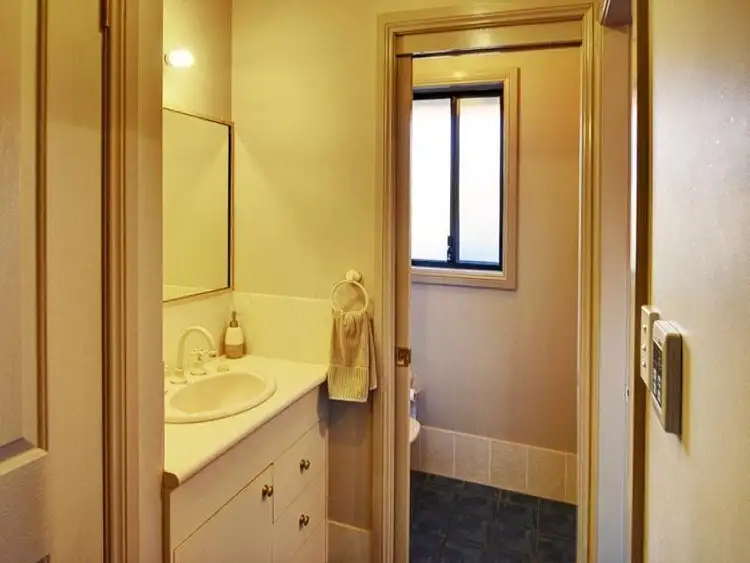 Fifth view of Homely house listing, 14 Stratford Close, Orange NSW 2800