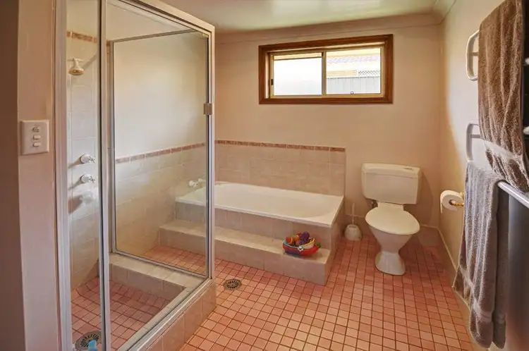 Seventh view of Homely house listing, 6 Sirius Close, Orange NSW 2800