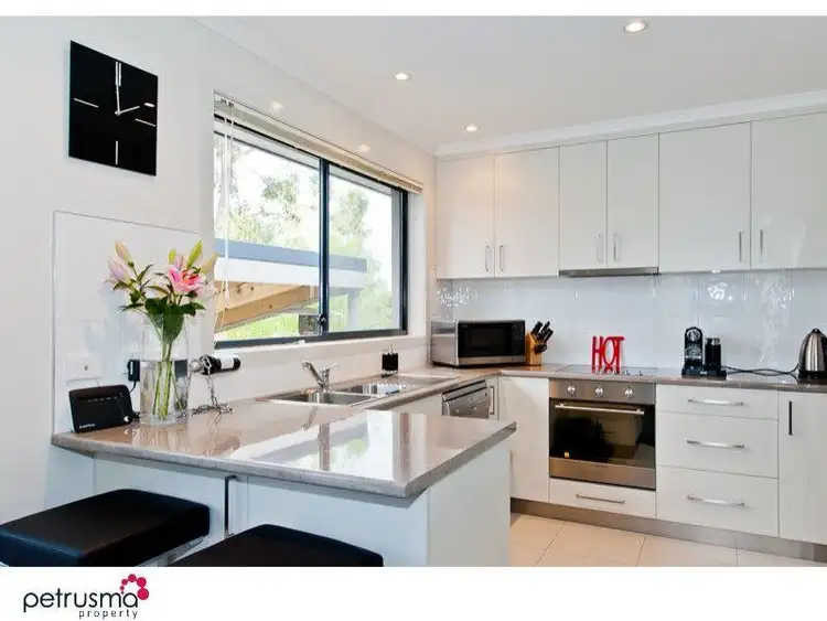 Fourth view of Homely unit listing, 2 / 2 Lomandra Drive, Blackmans Bay TAS 7052