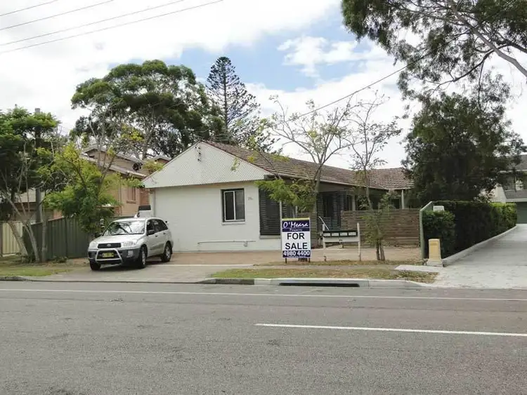 Main view of Homely unit listing, 4/29a Soldiers Point Road, Soldiers Point NSW 2317