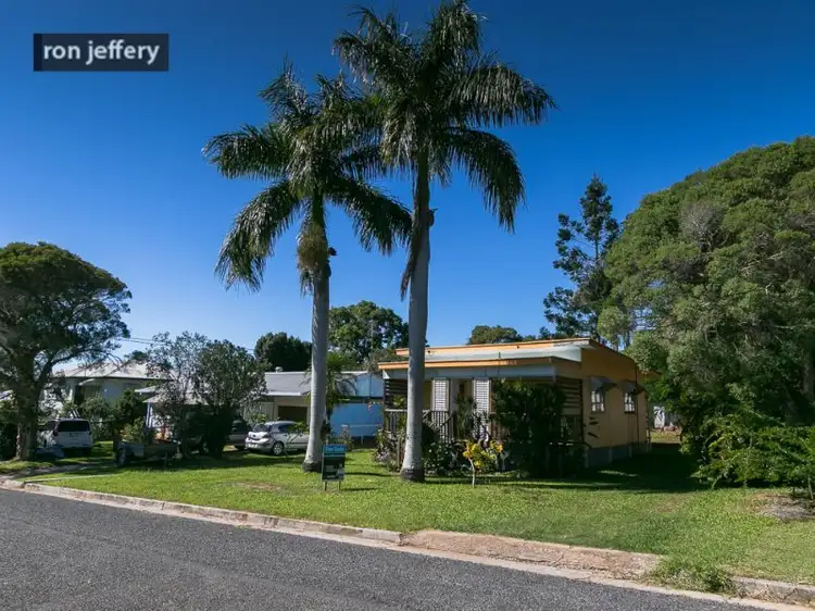 4 Pine Avenue, Kandanga QLD 4570