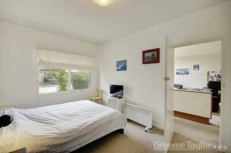 Third view of Homely unit listing, 2/24 Retreat Road, Newtown VIC 3220