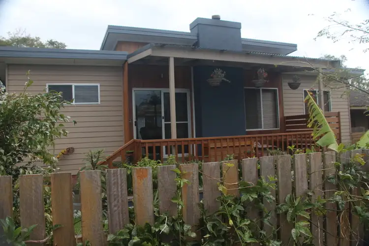 17 Golden Hill Avenue, Shoalhaven Heads NSW 2535