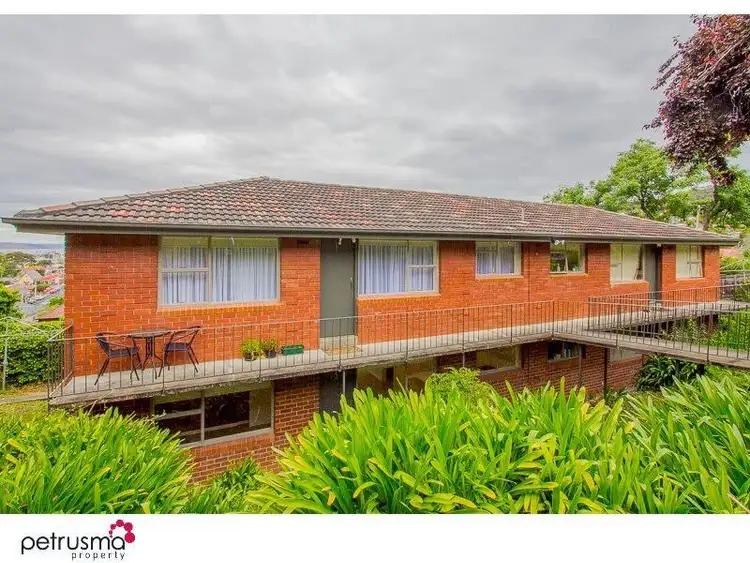 Main view of Homely unit listing, 2/7 Una Street, Mount Stuart TAS 7000