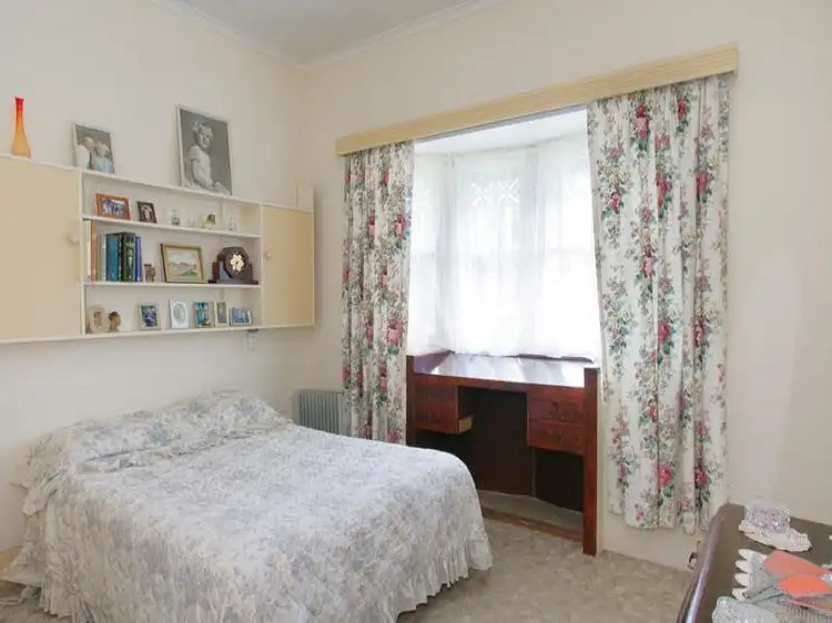Fifth view of Homely house listing, 6 Merton Grove, Manifold Heights VIC 3218