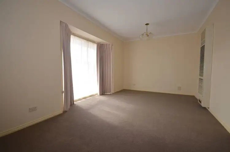 Second view of Homely unit listing, 2/2 Windsor Crescent, Horsham VIC 3400