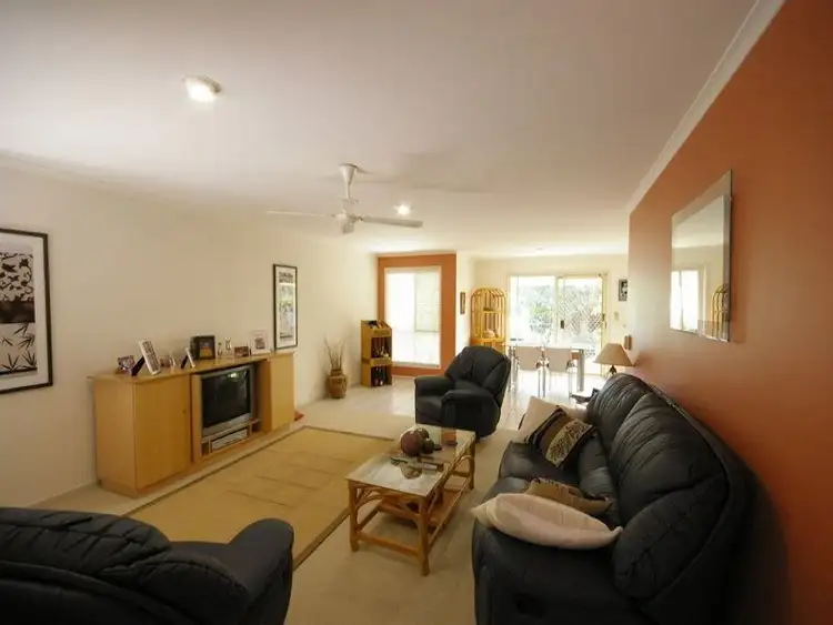 9 Dunstan Ct, Noosaville QLD 4566