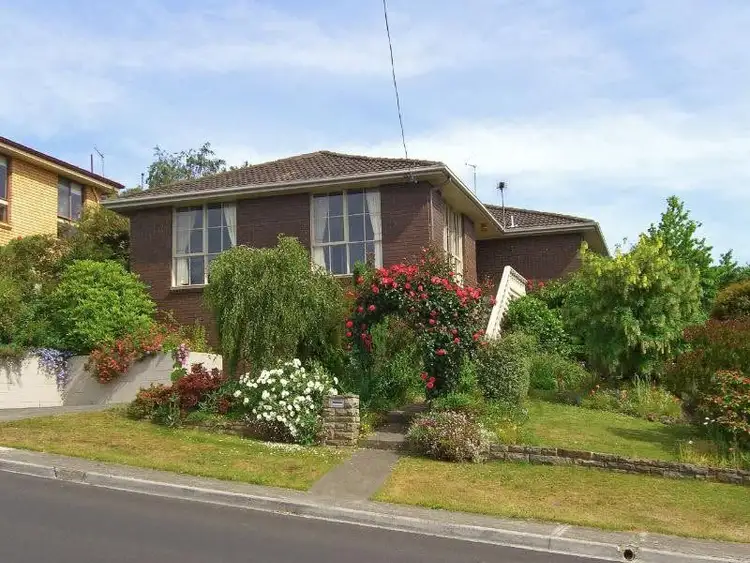 12 Arncliffe Road, Austins Ferry TAS 7011