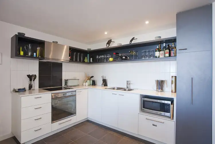 Fifth view of Homely apartment listing, 29/4 Smith Street, Lorne VIC 3232