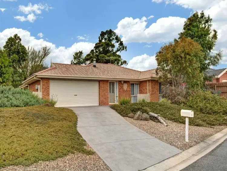 8 TIMOTHY COURT, Wallan VIC 3756