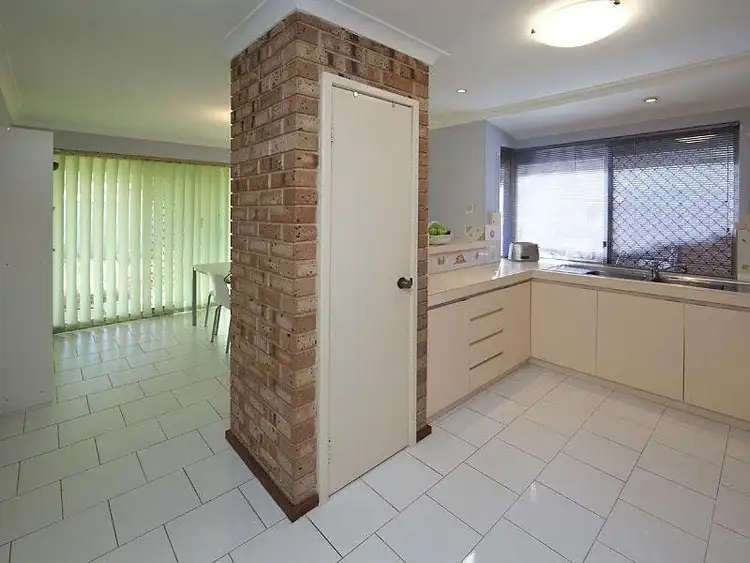 Sixth view of Homely villa listing, 4/6 Lester Drive, Thornlie WA 6108