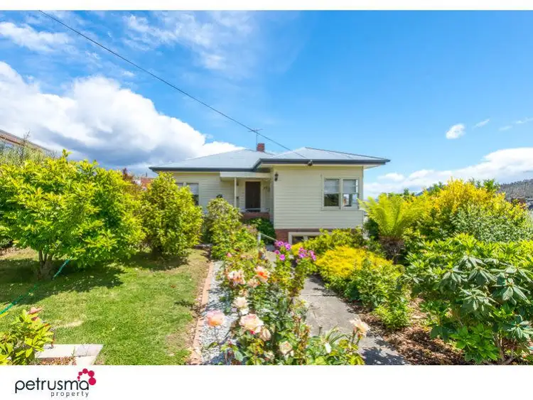 29 Topham Street, Rose Bay TAS 7015