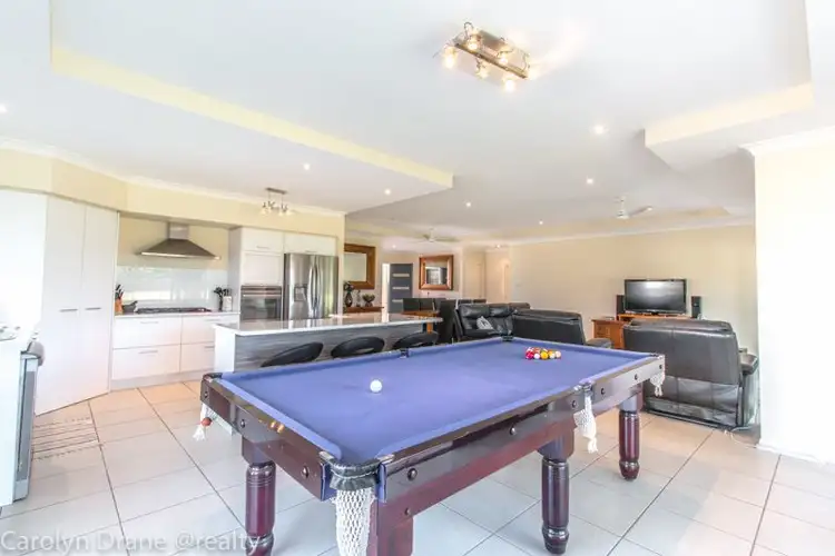8 Muldoon Place, Ningi QLD 4511
