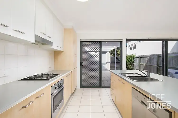 Second view of Homely house listing, 5 Evergreen Close, Murarrie QLD 4172