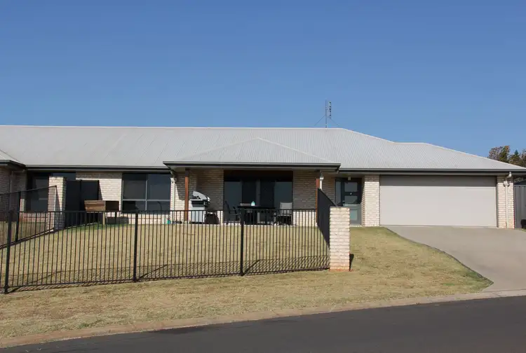 2/1 Heath Tce, Kingaroy QLD 4610