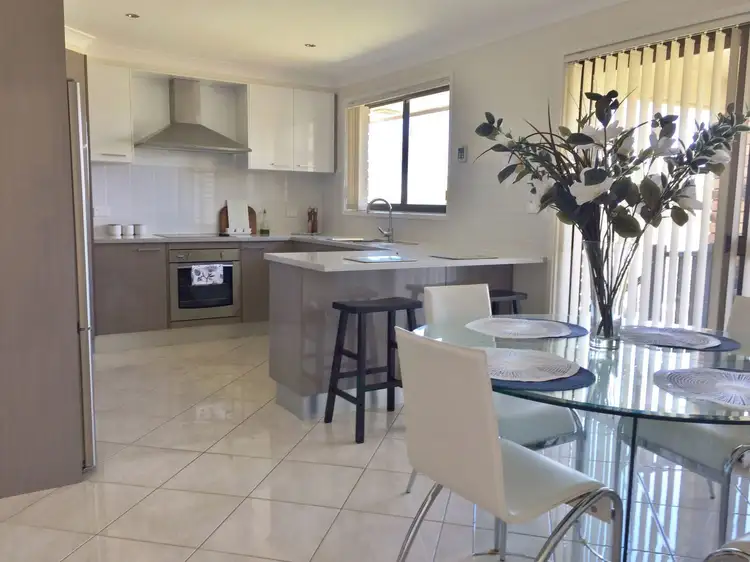 6 Jacaranda Close, Hallidays Point NSW 2430