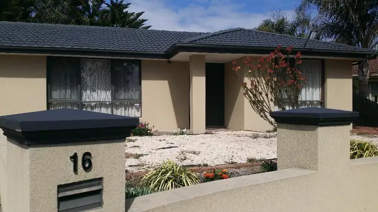 16 Spindrift Court, Carrum Downs VIC 3201