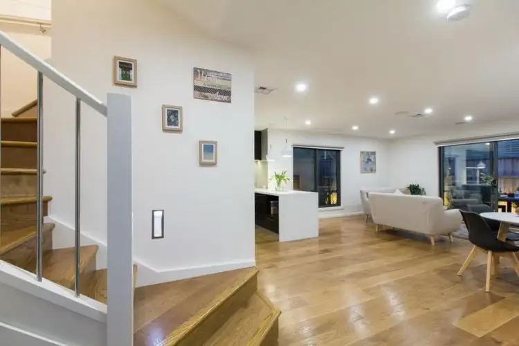 Sixth view of Homely townhouse listing, 2/42 Finlay Street, Frankston VIC 3199