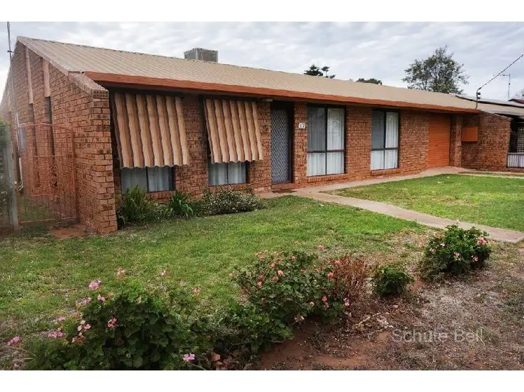 117 Third Ave, Narromine NSW 2821