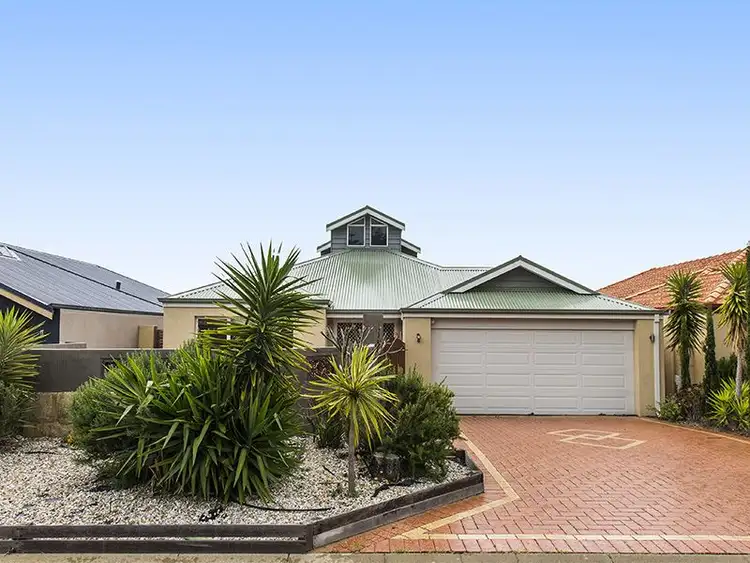 15 Masthead Way, Wannanup WA 6210