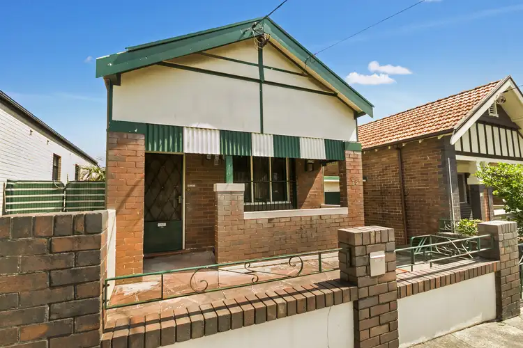23 Brown, St Peters NSW 2044