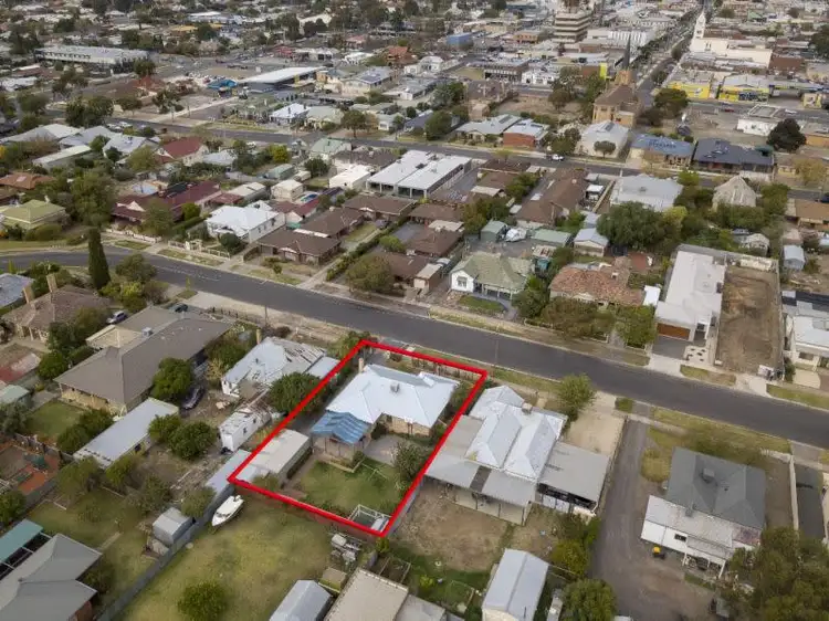 25 Henry Street, Horsham VIC 3400