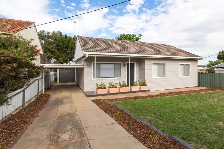 69 Grove Street, Kooringal NSW 2650