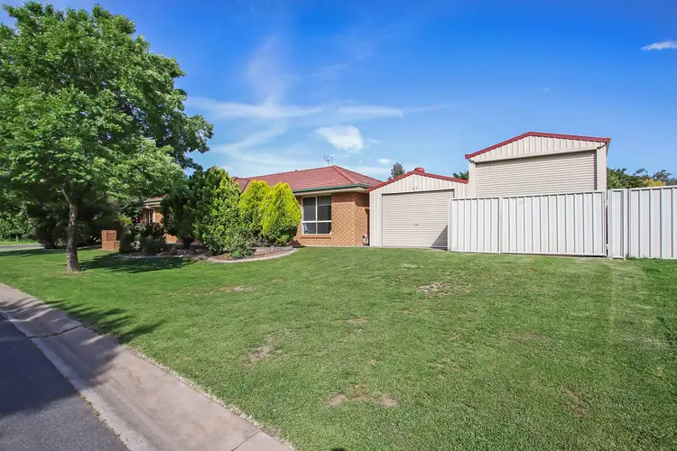 Second view of Homely house listing, 27 Dalton Avenue, West Wodonga VIC 3690