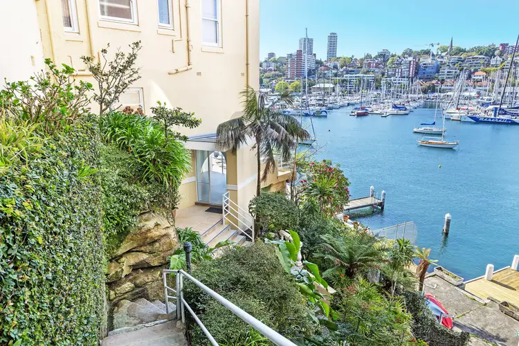 12/2 Elizabeth Bay Crescent, Elizabeth Bay NSW 2011