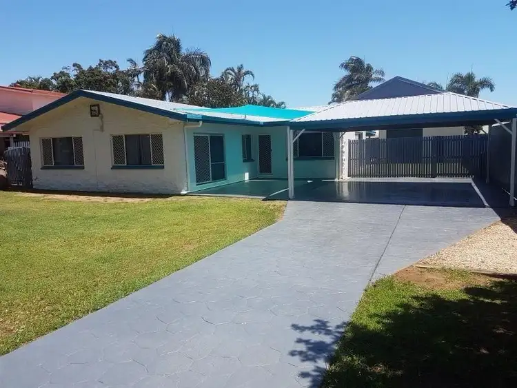 38 Blacks Beach Rd, Blacks Beach QLD 4740