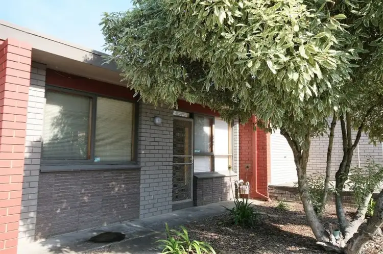 2/5 Cara Road, Highton VIC 3216