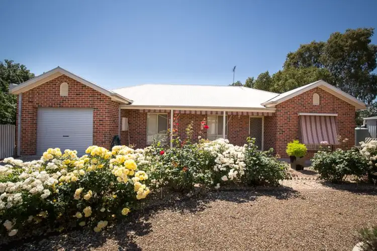Second view of Homely house listing, 3/3 Rose Street, Horsham VIC 3400
