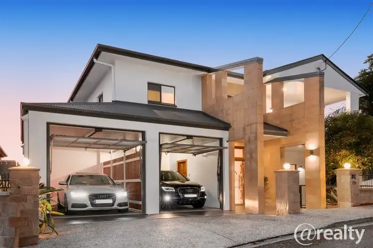 29 Strath Street, Highgate Hill QLD 4101