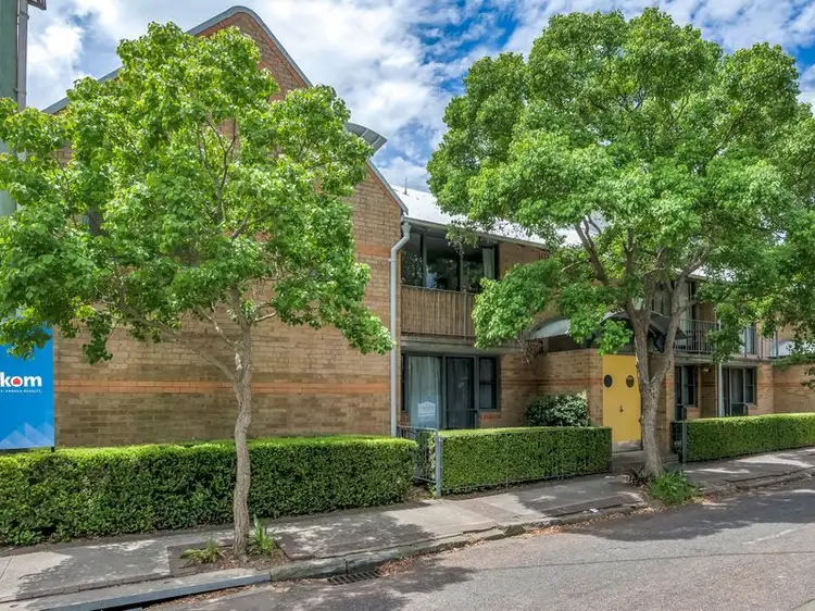 Second view of Homely unit listing, 6/3 Bishopsgate, Wickham NSW 2293