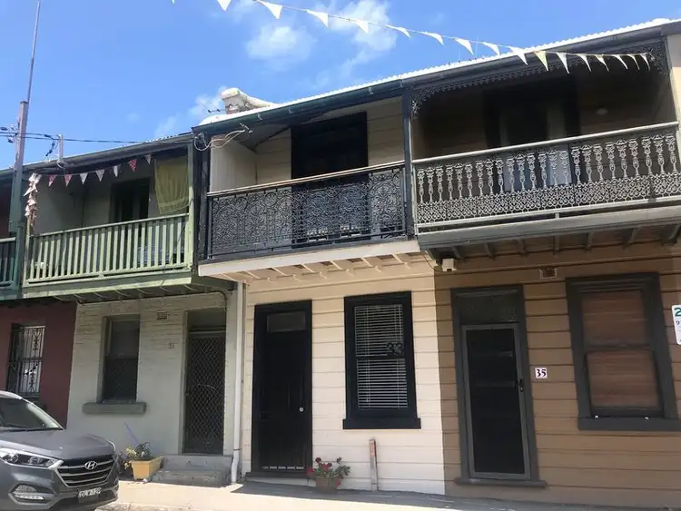 33 Alfred Street, Newcastle East NSW 2300