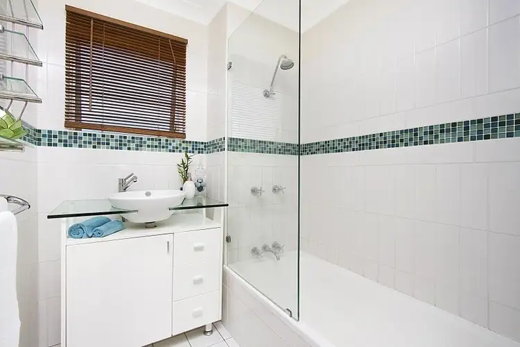 Seventh view of Homely unit listing, 4/37 Thomas Street, Greenslopes QLD 4120