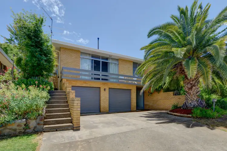 16 Carmichael Ave, East Tamworth NSW 2340