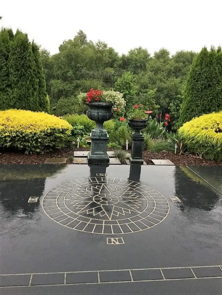 Fifth view of Homely house listing, 19 Camelot Crt, Warragul VIC 3820