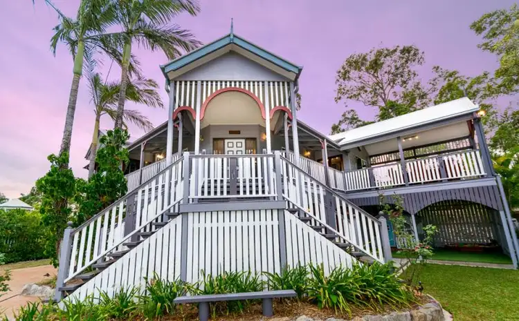 13 Glenross Place, Narangba QLD 4504