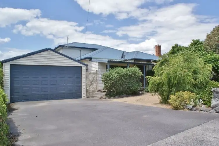 12 March Street, Newborough VIC 3825